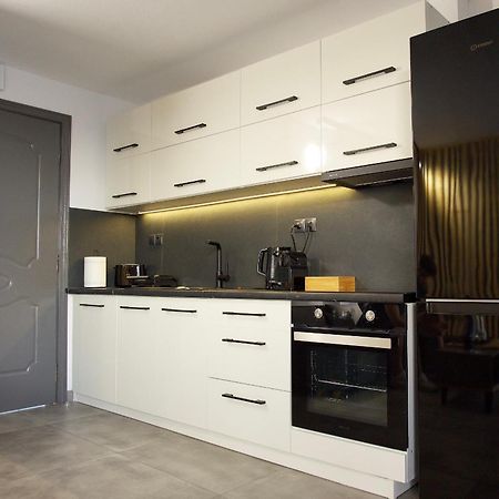 Kiriakos Apartment Kalamáta Eksteriør bilde